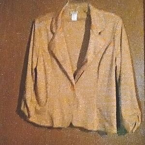 A yellow and gray blazer